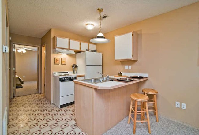Building Photo - College Station Apartments