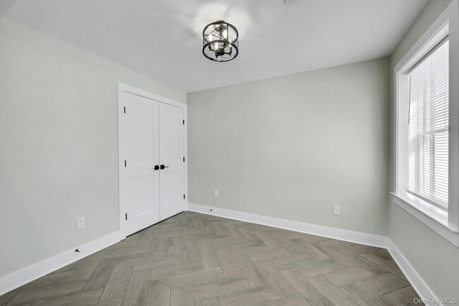 Building Photo - 74 Nelson Ave