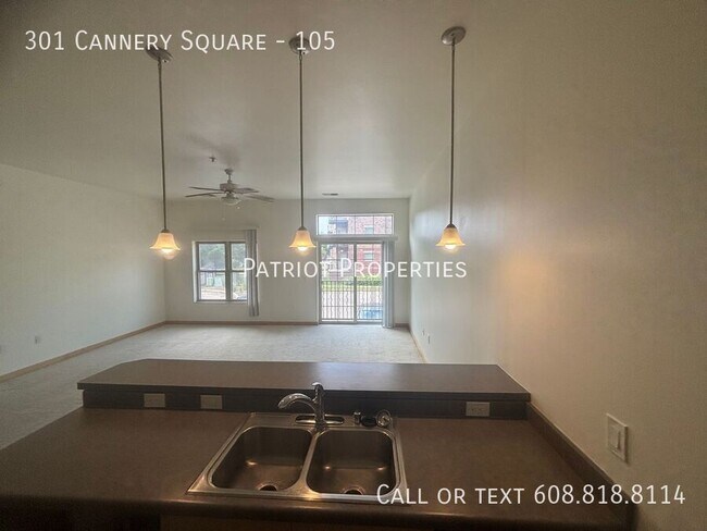 Building Photo - 301 Cannery Square