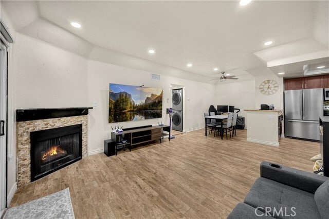 Building Photo - 22709 Lakeway Dr