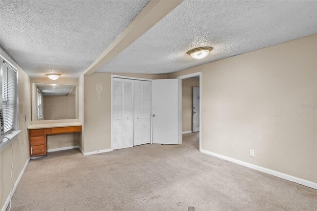 Building Photo - 33 N Normandale Ave