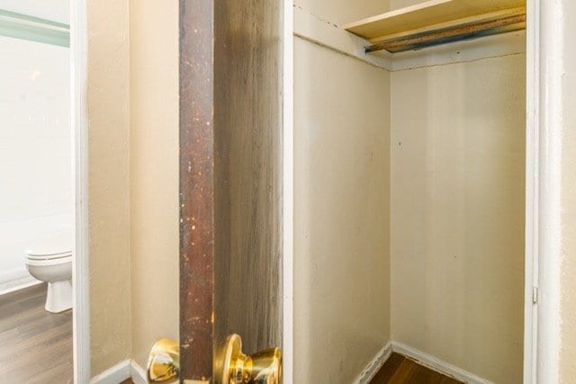 Building Photo - 527 Corona Ave
