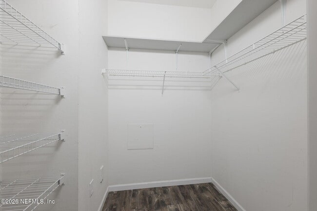 Building Photo - 7990 Baymeadows Rd