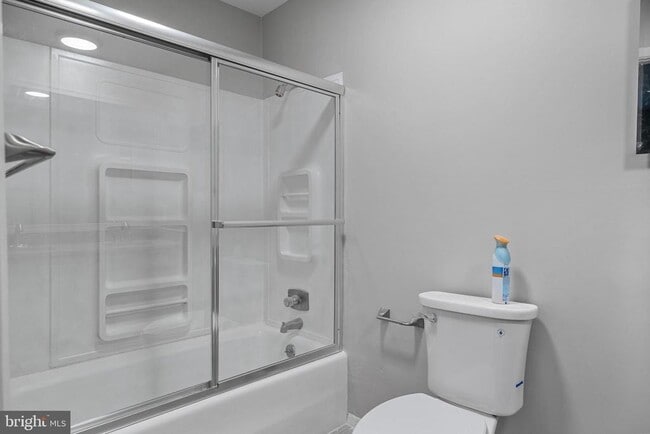 Building Photo - 7795 Penn Manor Ct