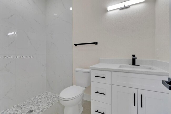 Building Photo - 4501 15th St SW