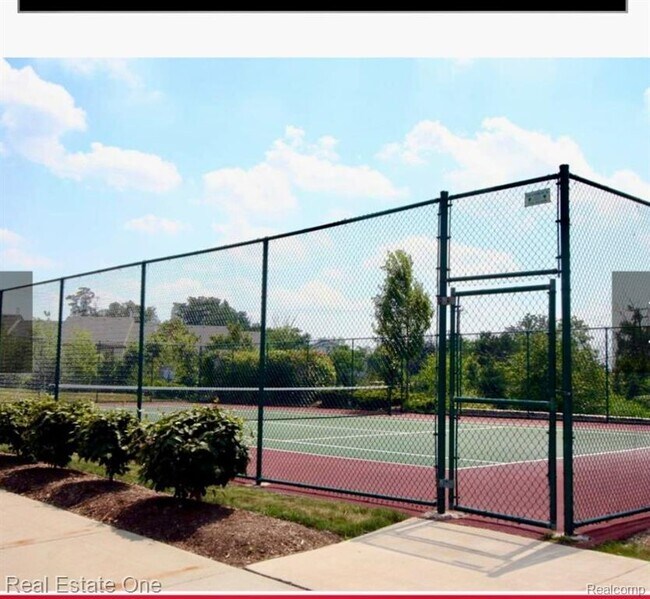 Building Photo - 2736 Barclay Way