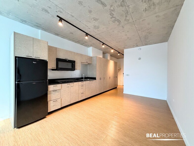 Building Photo - 1515 N Fremont St
