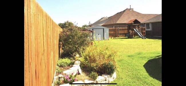 Building Photo - 4717 Deer Ridge Blvd