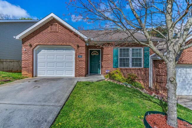 Primary Photo - 1327 Lucy Way