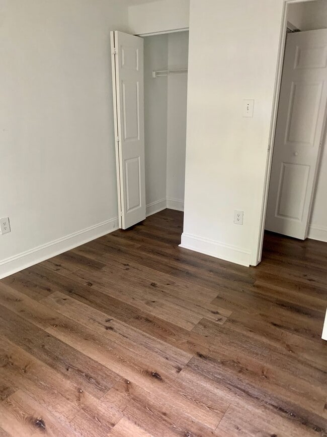 Building Photo - Gorgeous 3 Bedroom Townhouse in King George