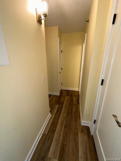 Building Photo - 14 Nosband Ave