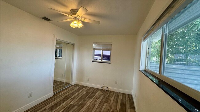Building Photo - $2,950MONTHLY;3120 SW 35TH AVE WEST PARK, ...