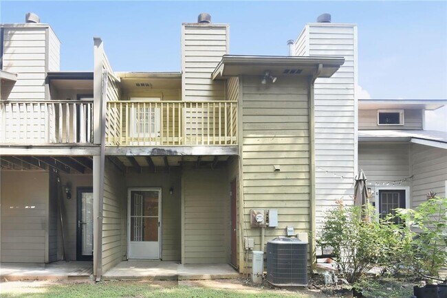 Building Photo - 1678 Wynndowne Trail
