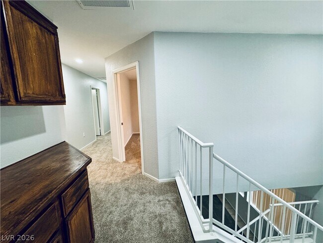Building Photo - 2581 Silver Shadow Dr