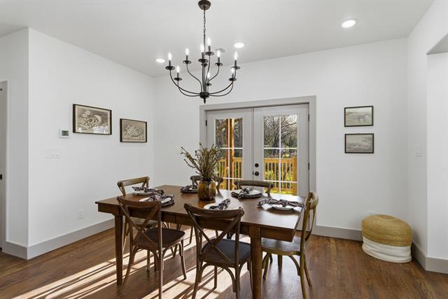 Building Photo - 819 Dubois St