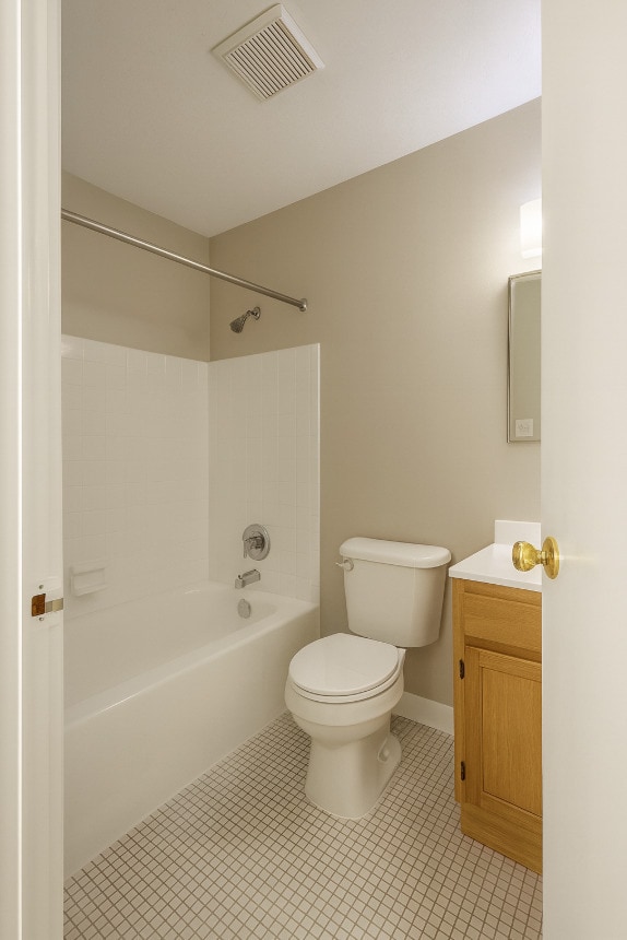 Building Photo - Westwood Apartments