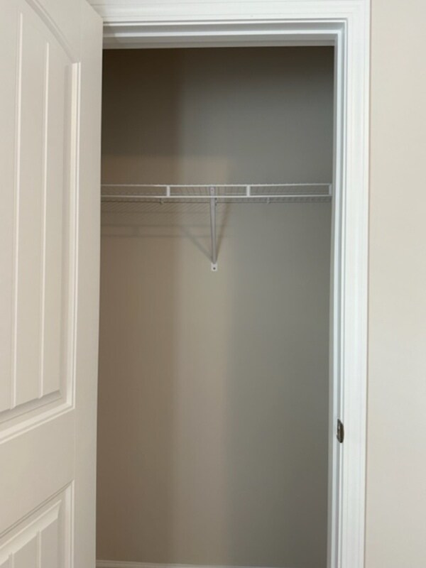 Building Photo - 208 Gum Swamp Trl