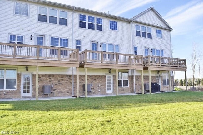 Building Photo - 6648 Park Pointe Ct