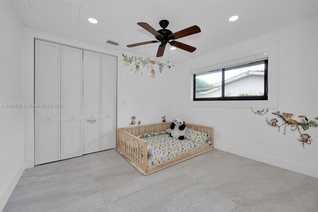 Building Photo - 6860 SW 99th Terrace