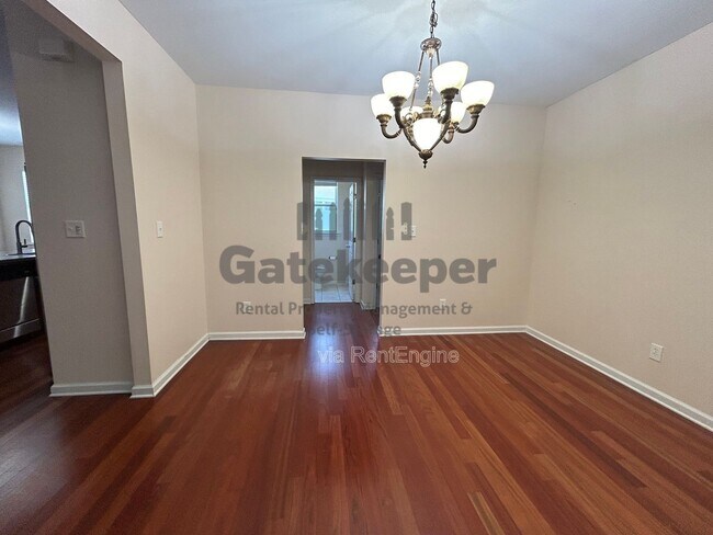 Building Photo - 214 Turnbridge Cir