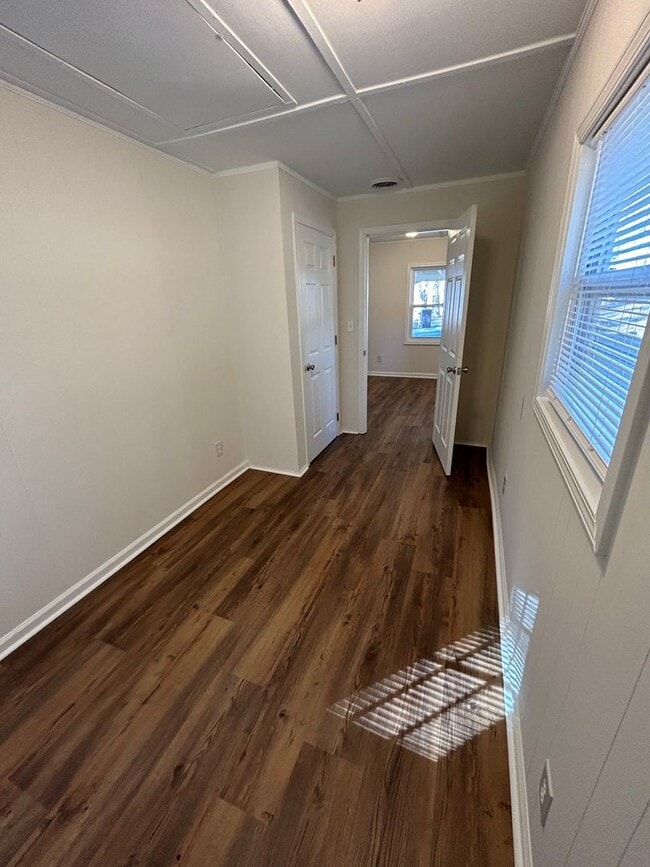 Building Photo - 3/1 Hidden Gem in Old East Rome- $1,195