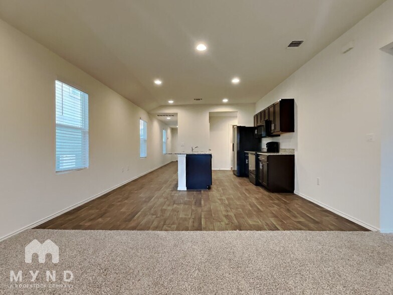 Building Photo - 14926 Talus Rd
