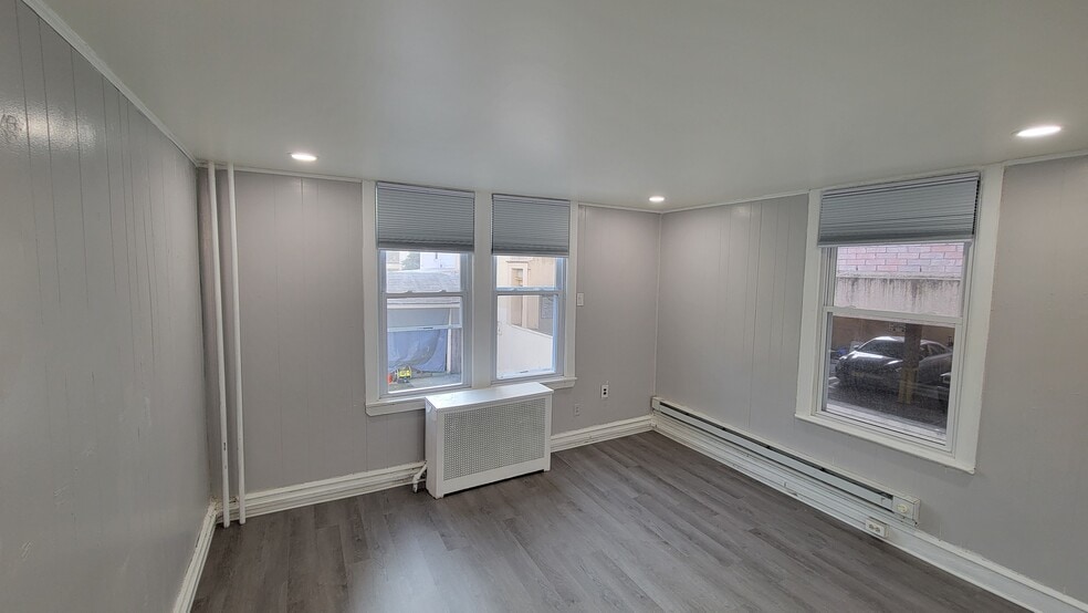 Building Photo - 6116 Palisade Ave