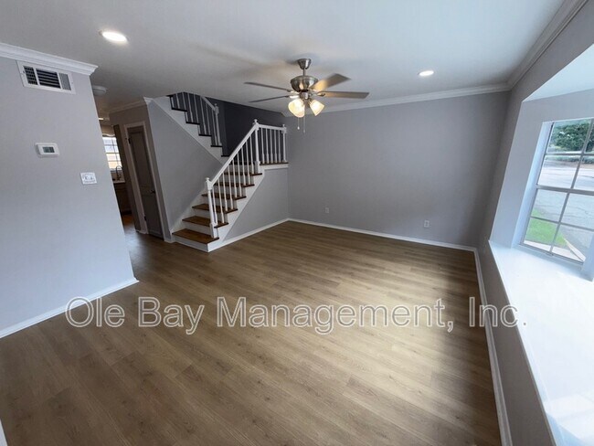 Building Photo - 112 Du Rhu Dr