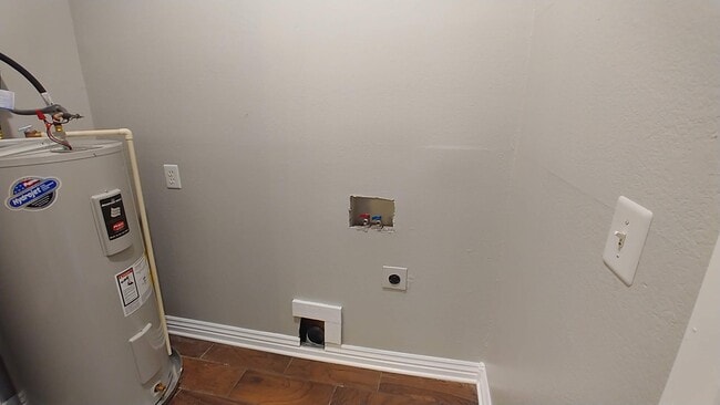 Building Photo - 47 N Xanthus Ave