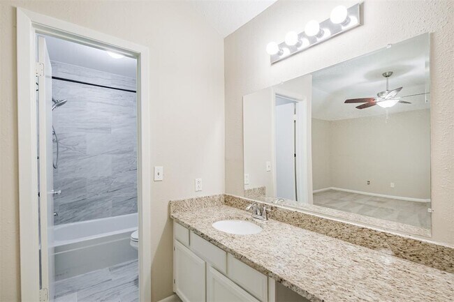Building Photo - 12326 Flaxen Dr