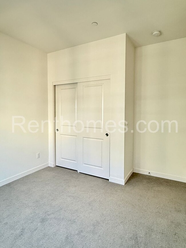 Building Photo - 10441 Harlow Cir