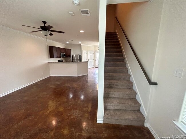 Building Photo - 622 Meadow Arbor Ln