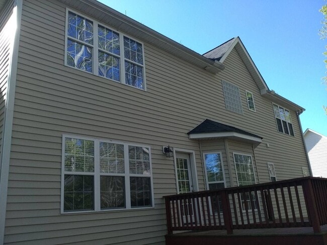 Building Photo - 205 Westerly Rd