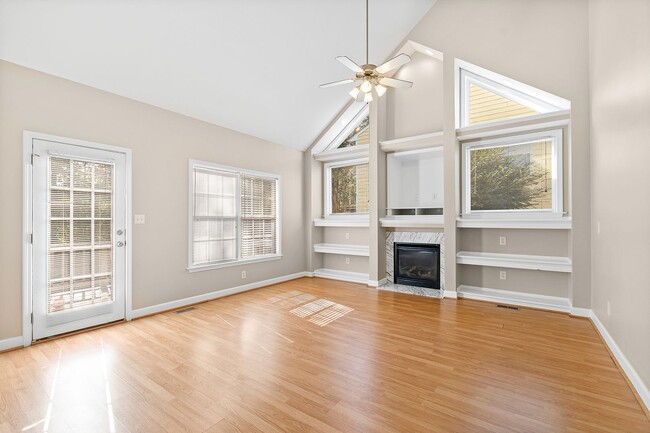 Building Photo - Charming 3-Bedroom Home in Prime Raleigh L...