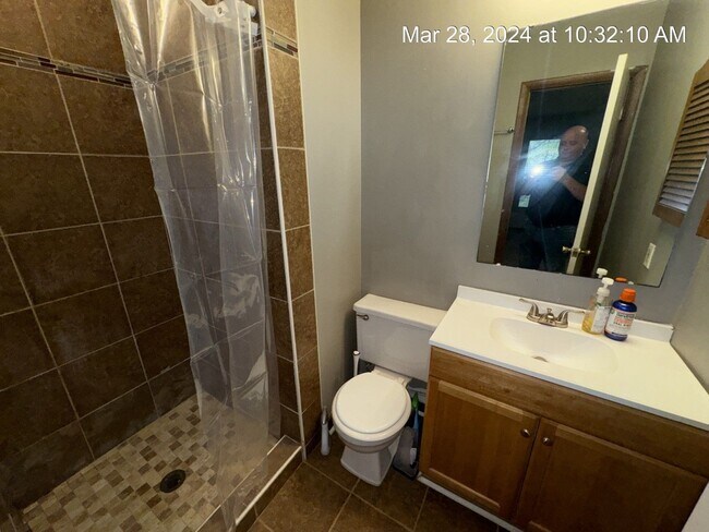 Building Photo - 6468 Kelmscot Ct