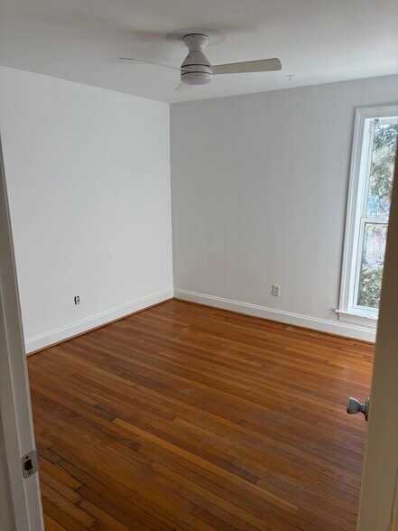 Building Photo - 2100 Grove Ave