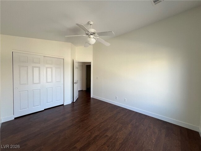 Building Photo - 6371 Lorne Green Ave