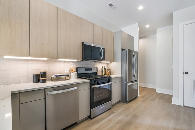 Building Photo - 5753 N Broadway