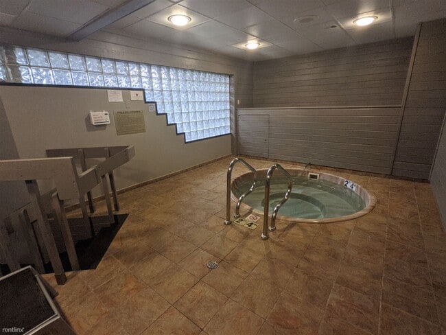 Building Photo - 2 br, 2 bath Condo - 10 E Ontario St APT 4906
