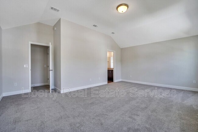 Building Photo - 88 Fridley Ln