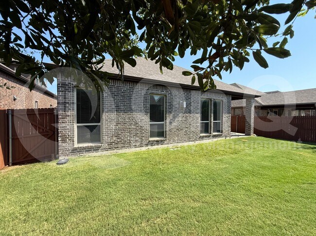 Building Photo - 11001 Brownwood Pl