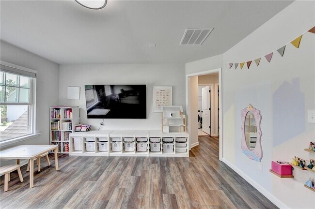 Building Photo - 5215 Wheeler Run Dr