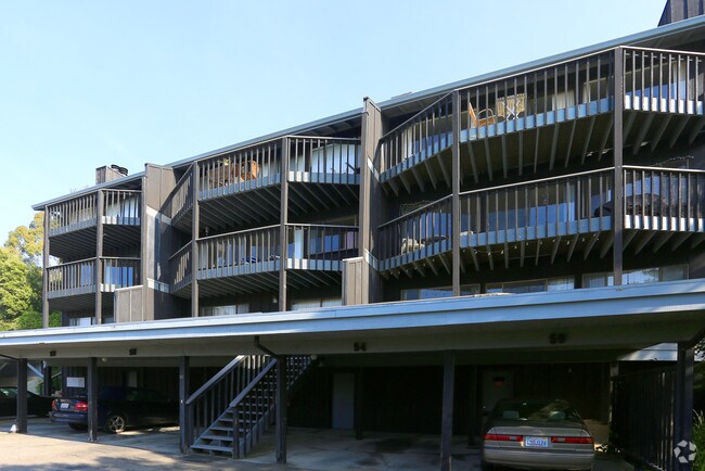Building Photo - El Marinero Apartments