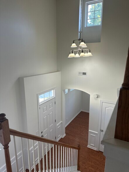 front entry - 11002 Cripple Creek Ln