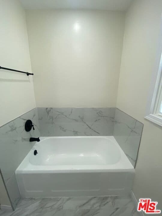 Building Photo - 1600 N Martel Ave