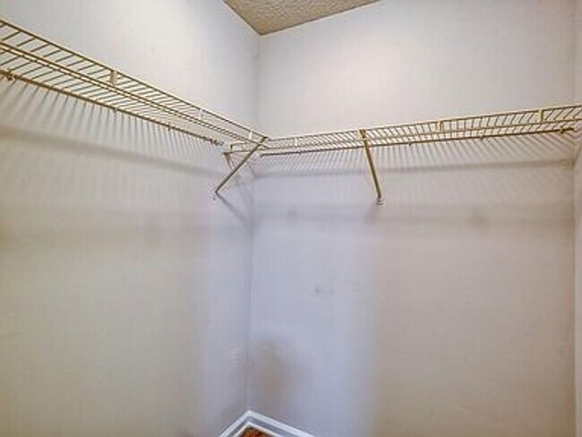 Building Photo - St Johns Rental