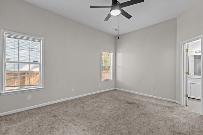 Building Photo - Burbage Grant 4 bedrooms- Ready Now!