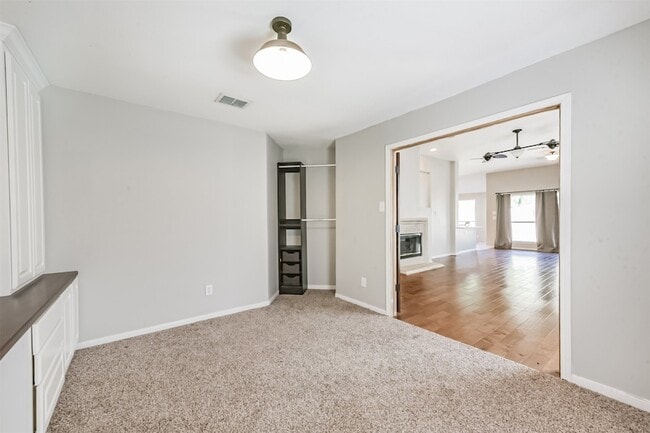 Building Photo - 13203 Yaupon Holly Ln