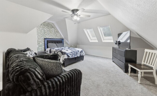 Building Photo - 109 Enchanted Dr