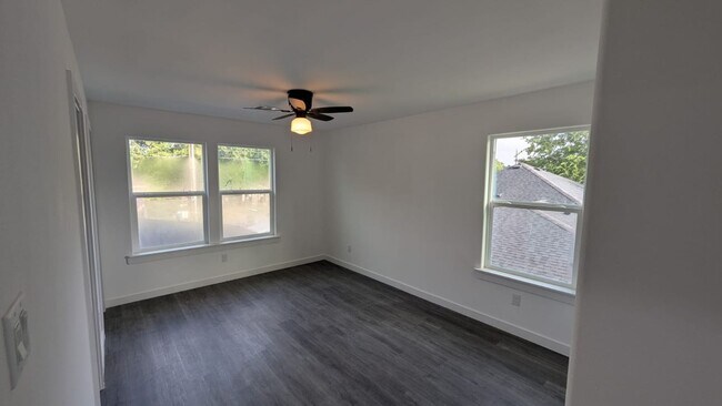 Building Photo - ? Your Houston Dream Home – 3 Beds & 2.5 B...